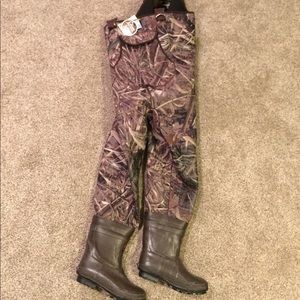 Ducks Unlimited Waders NWT
